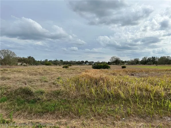 2751 W Matte Rd, Avon Park, FL 33825