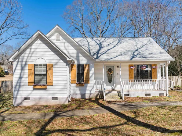 127 Loblolly Dr, Spartanburg, SC 29303