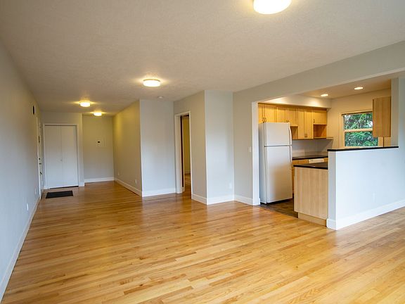 2nd image of 1505 N Terry St APT 7