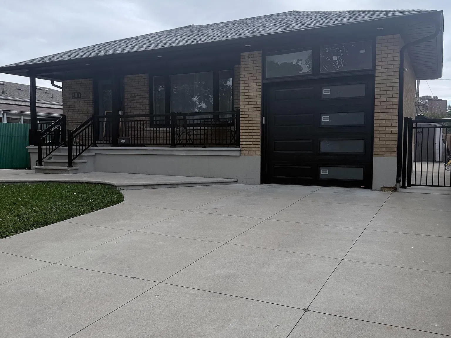 2 bed, $2,200 — Photo 1