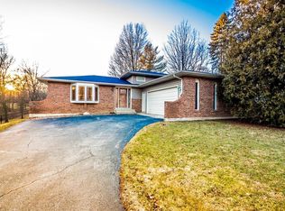 606 Meridian Rd, Valparaiso, IN 46385