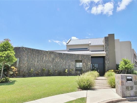 1st image of 321 Eagle Ave