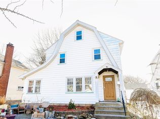 91 Kingsley Rd, Rochester, NY 14612