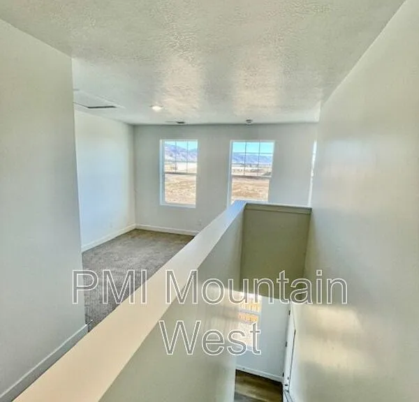 1386 N Copper Sky Dr — Photo 12