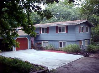 1124 208th St, Fort Scott, KS 66701