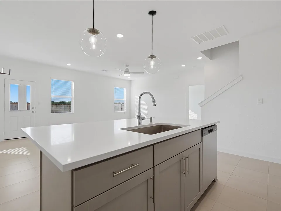 359 W Rose Marie Ln