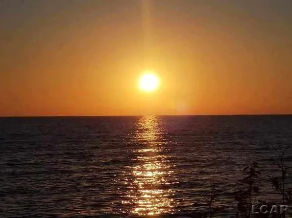 472 Island Wood Rd, Beaver Island, MI 49782