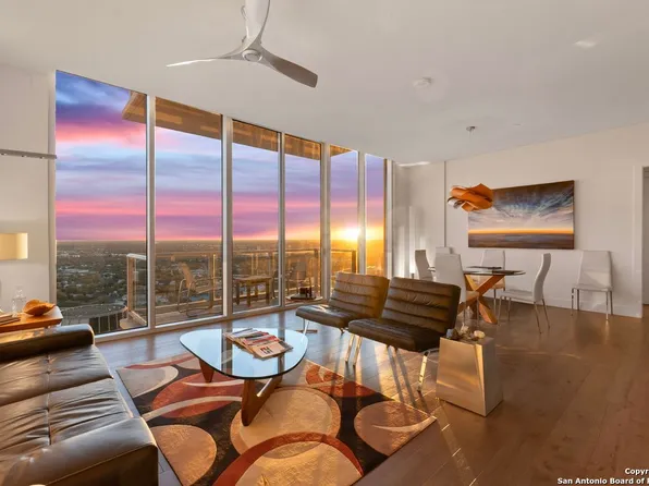 610 E Market #2905, San Antonio, TX 78205