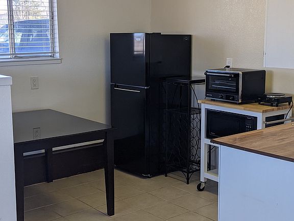 4th image of 1030 Dresslerville Rd APT 1