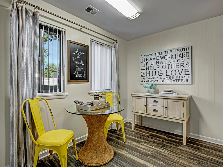 The Gateway Apartments — Photo 5