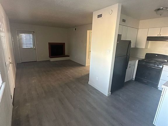 4th image of 1225 Menaul Blvd NW Unit B