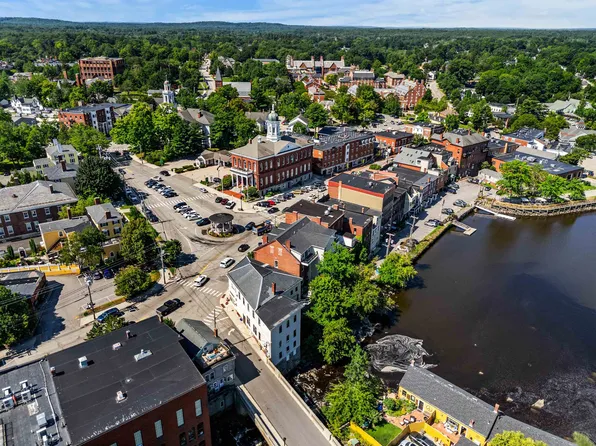 85 Water St, Exeter, NH