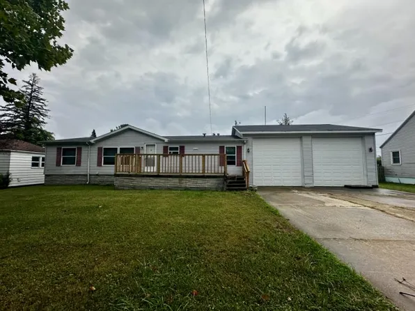 121 Ferris St, Harbor Beach, MI 48441