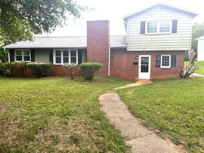 2601 Rosemary Dr, Winston Salem, NC, 27105