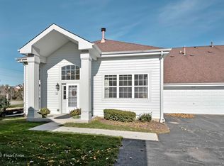 9527 Lenox Ln #9527, Crystal Lake, IL 60014