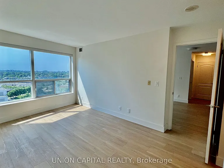 38 Lee Centre Dr #1907 — Photo 12