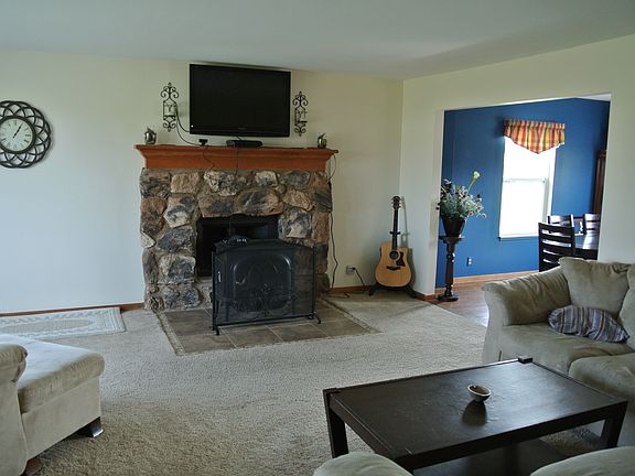 Fire Place and Wood Stove! 
