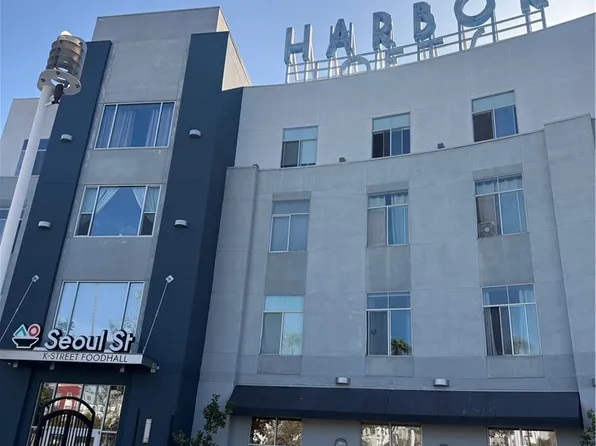 435 W Center St #405, Anaheim, CA 92805