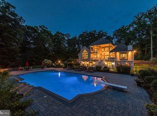 10 Carroll Run Ct, Phoenix, MD 21131