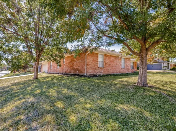 1000 Purdue Dr, Arlington, TX 76012