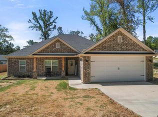 6965 W Goforth Rd, Kilgore, TX 75662