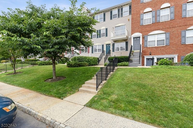 77 Callahan Ct, Newark, NJ 07103 Zillow