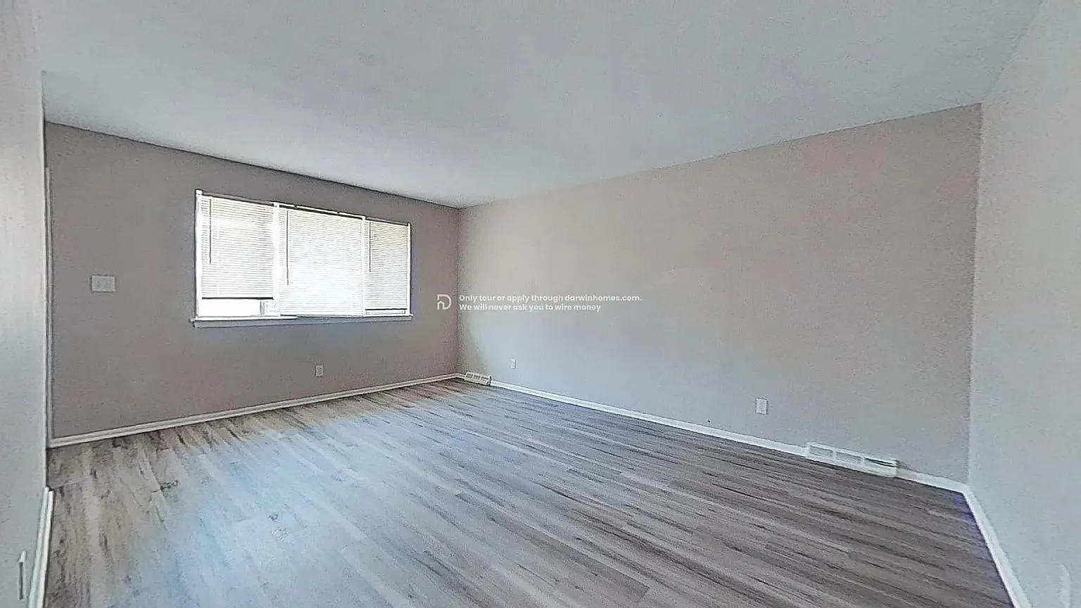 3 bed, 1.0 bath, 1067 sqft, $1,350 — Photo 3