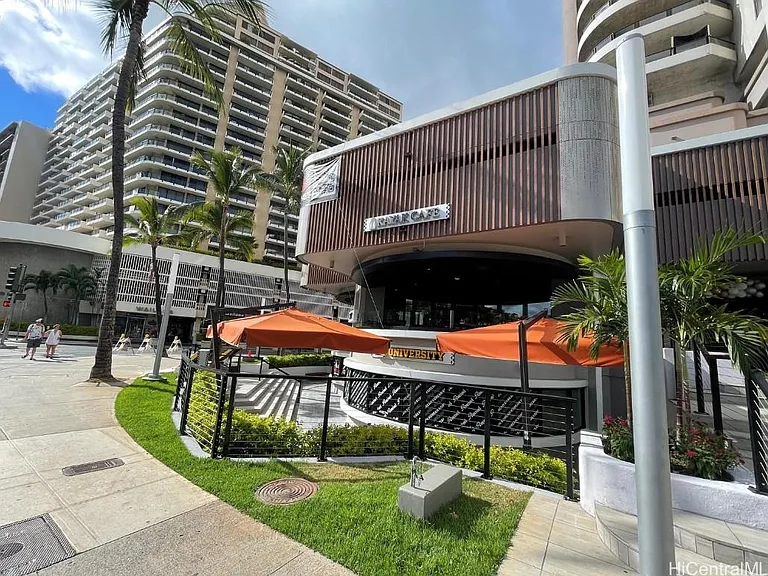 1910 Ala Moana Blvd #13A — Photo 39