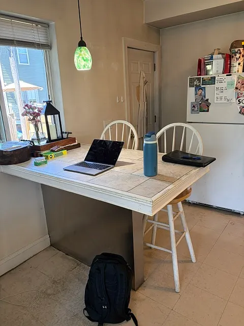 3 bed, 1150 sqft, $3,150 — Photo 4