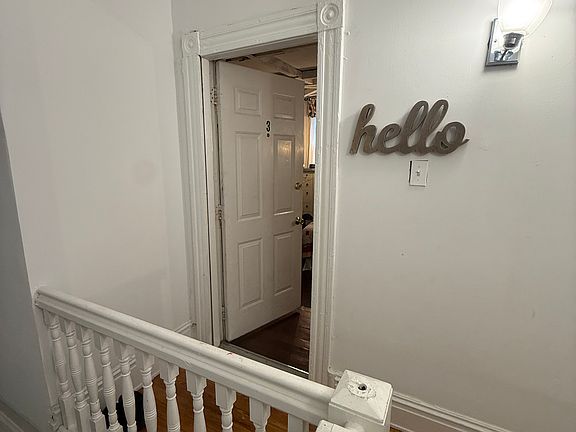 2nd image of 2009 Floyd Ave APT 3