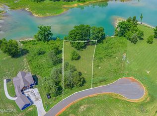 Waterfront Knl, Sharps Chapel, TN 37866