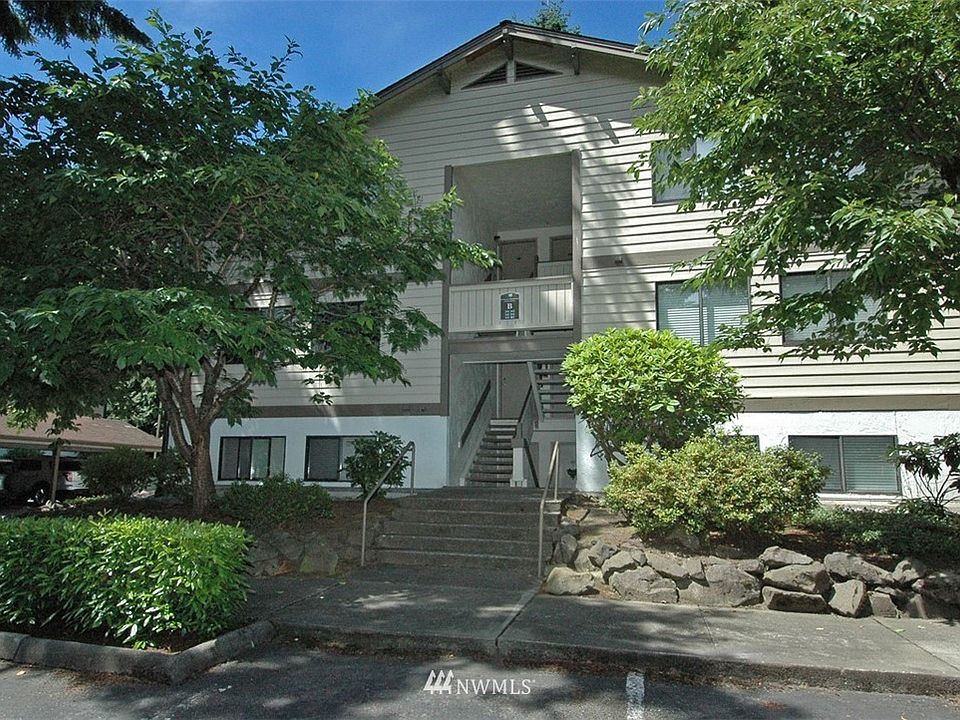 220 NE DOGWOOD ST Issaquah WA Zillow