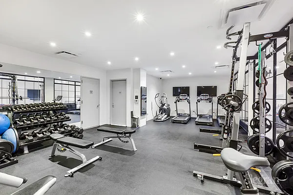 Rented by Elegran | media 21