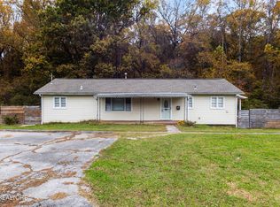 176 Hillside Rd, Oak Ridge, TN 37830