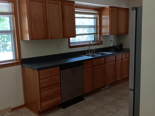 826 S Highview Ave #826, Joplin, MO 64801