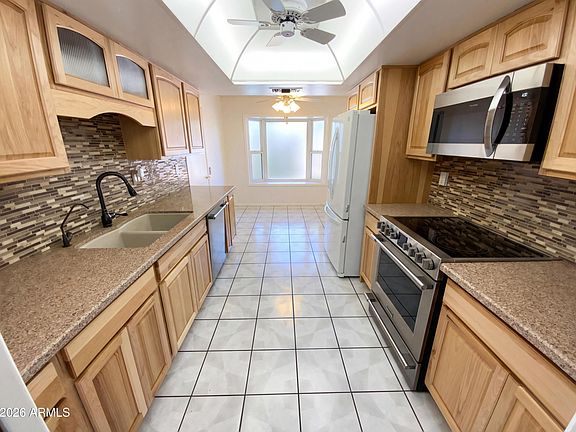 2nd image of 13613 N BUCCANEER Way