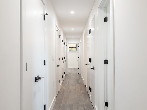 5th image of 6018 24th Ave APT 3