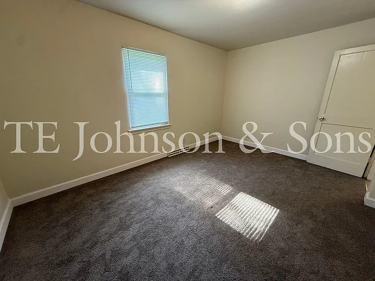 3616 Harvard Rd — Photo 13