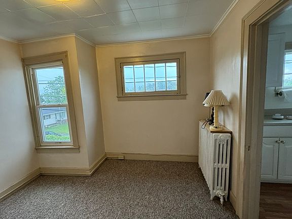 5th image of 851 33rd St #851