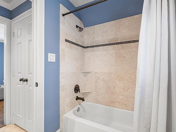 5th image of 4501 Feagan St