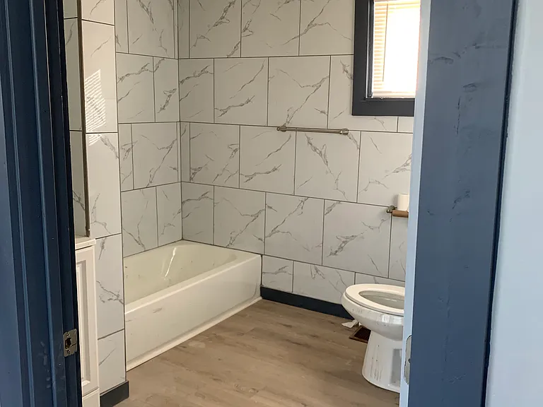 1504 Linden St — Photo 5
