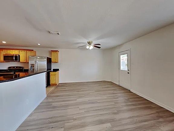 3rd image of 20554 Kenswick Dr #6