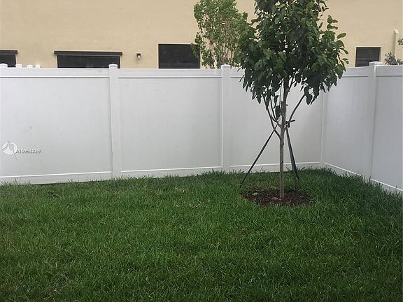 4th image of 10621 W 33rd Way #10621