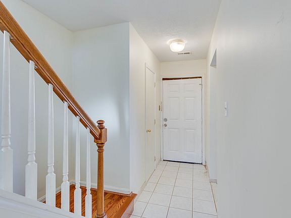 5th image of 109 Westminster Ln