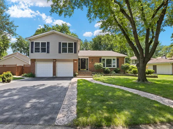 1312 Frederick Ln, Naperville, IL 60565