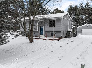 1753 Bedford Ln, Traverse City, MI 49685