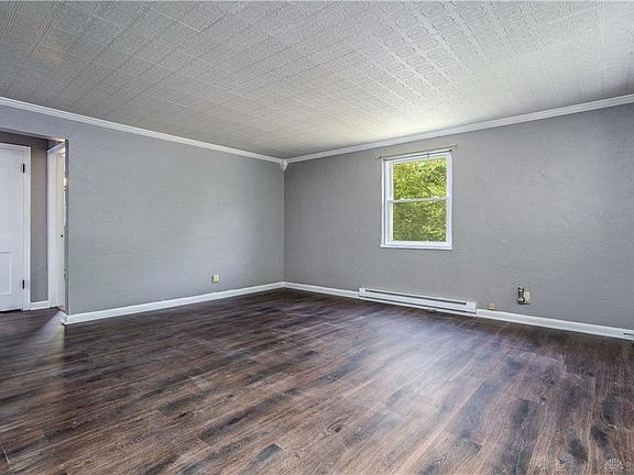 4th image of 157 N Cherrywood Ave