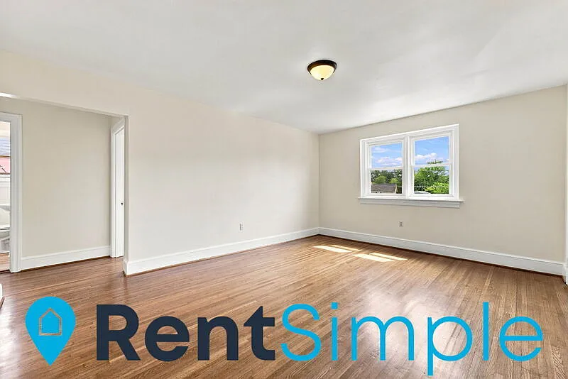 2 bed, 1.0 bath, 931 sqft, $1,045 — Photo 4