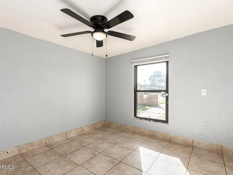 1920 W Tonto St #1 — Photo 6