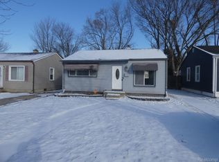 8065 Prospect Ave, Warren, MI 48089